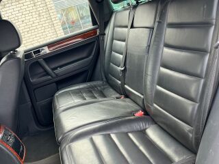 Volkswagen Touareg Black edition diesel 2.5 R5 Diesel 128kW