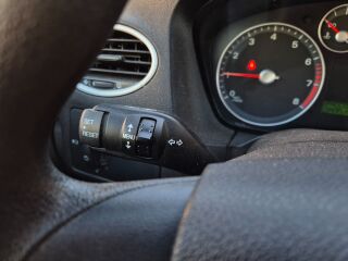 Ford Focus 1.4 59kW