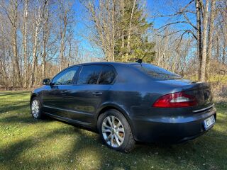 Skoda Superb 2.0 103kW