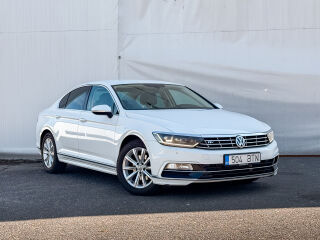 Volkswagen Passat Highline R-Line 1.8 TSI 132kW