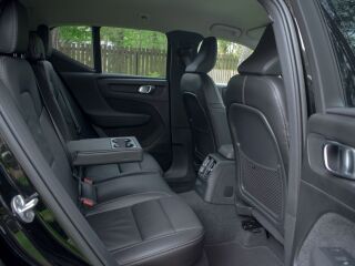 Volvo XC40 DARK Plus RECHARGE Intelli PRO Wntr 1.5 T5 PHEV Plug-In MY2023 192kW