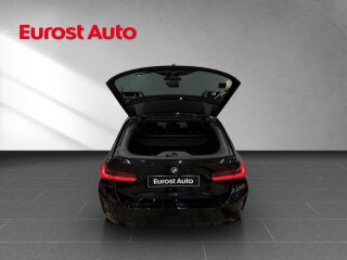 BMW 320 Touring G21 M Sport Black-Sapphire Metallic 2.0 140kW