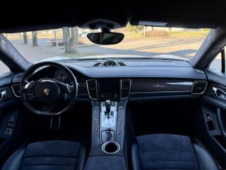 Porsche Panamera 4 GTS Facelift PDK Chrono 4.8 324kW