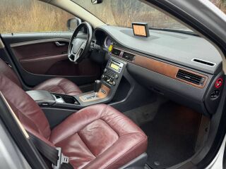 Volvo V70 2.4 151kW