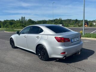 Lexus IS 250 2.5 153kW