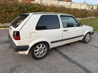 Volkswagen Golf 1.8 154kW