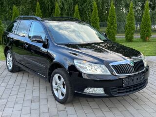 Skoda Octavia Combi Comfortline 4X4 1.6 TDI 77кВ