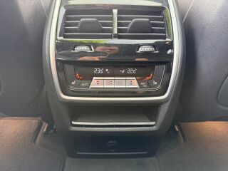BMW X5 M50 3.0 294kW
