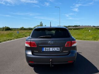 Toyota Avensis 2.2 130kW