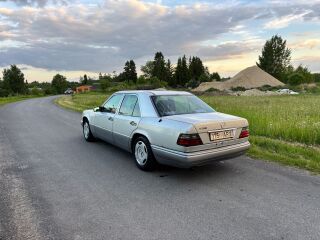 Mercedes-Benz E 200 2.0 100kW