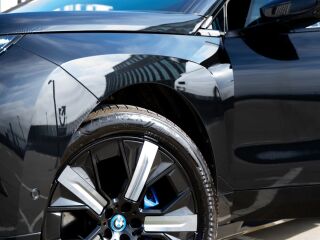 BMW iX xDrive 40 Sportpaket 240кВ