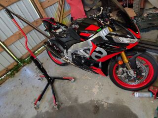 Aprilia Tuono V4 Factory 129кВ