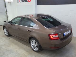 Skoda Octavia HB Elegance FL Plus LED 1.0 TSI 85кВ