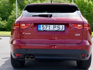 Jaguar F-Pace F-Pace R-Dynamic 2.0 132kW
