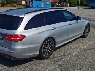 Mercedes-Benz E 220 2.0 143kW