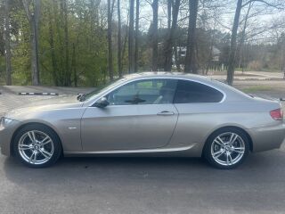 BMW 325 M-Pakett 2.5 R6 N52K 160кВ