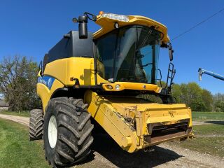 New Holland  8.7 R6 250kW