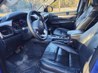 Toyota Hilux Legend 2.4 110kW