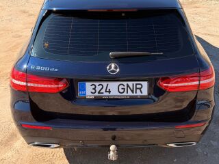 Mercedes-Benz E 300 AMG Night Package 2.0 143kW