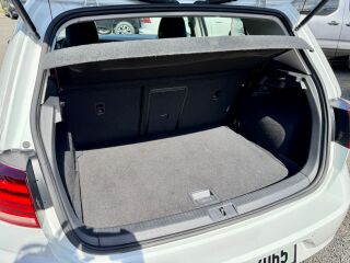Volkswagen Golf 1.0 85кВ