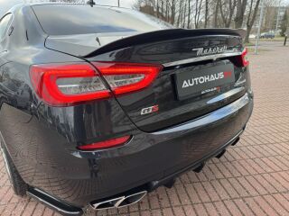 Maserati Quattroporte GTS 3.8 V8 390кВ