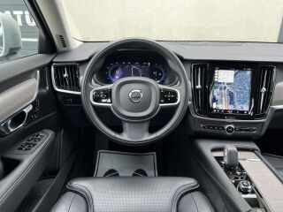 Volvo V90 Cross Country Inscription Facelift AWD MY22 2.0 B5 KERS MILD Kerghübriid 183kW