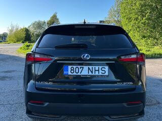 Lexus NX 300h 2.5 114kW