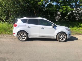 Ford Kuga Individual 2.0 R4 TDI 120kW