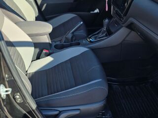 Toyota Auris Touring Sports 1.6 1ZR 97кВ