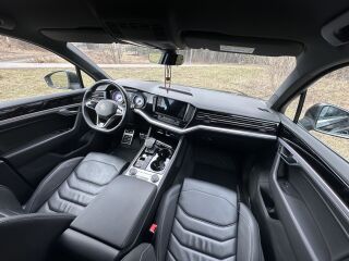 Volkswagen Touareg R-Line Facelift 3.0 170kW