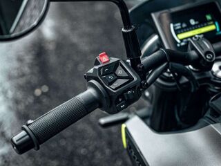 Husqvarna Svartpilen 125 1 silinder 4 takti 11kW