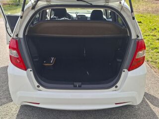 Honda Jazz 1.3 73кВ