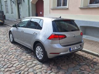 Volkswagen Golf 1.0 81kW