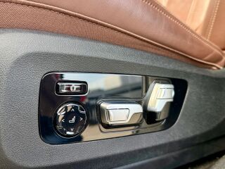 BMW X6 xDrive30d M 3.0 195kW