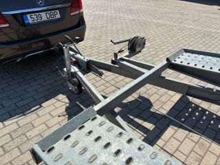TEMA Car