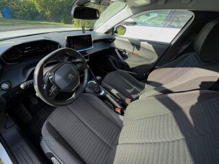 Peugeot 2008 1.5 81kW