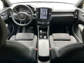 Volvo XC40 Recharge Core 170кВ