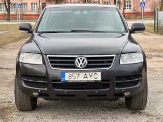 Volkswagen Touareg Black edition diesel 2.5 R5 Diesel 128kW