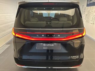Lexus LM 350h Executive 2.5 140kW