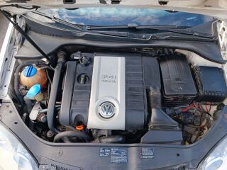 Volkswagen Golf GTI 2.0 147kW