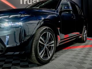 BMW X7 x-Drive40i Shadowline M-Sportpakett 3.0 280kW