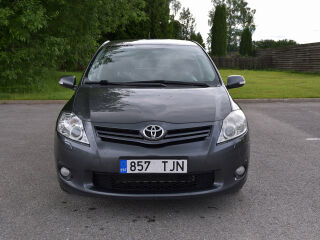 Toyota Auris Facelift 1.6 97kW