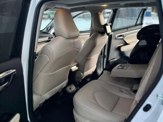 Toyota Highlander Premium 2.5 140kW