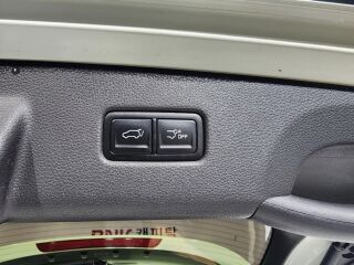 Kia Carnival Noblesse 2.2 CRDi 148kW