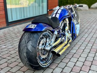Harley-Davidson VRSCA V-Rod 26 Esi- ja 300 Tagaratas V2 Revolution 86kW