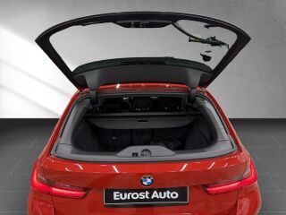 BMW 320 Touring G21 M Sport Melbourne-Red Metallic 2.0 140kW
