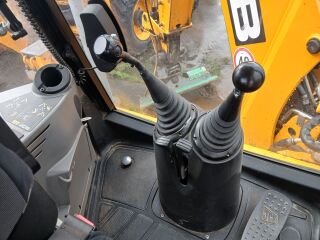 JCB