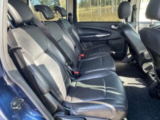 Ford Galaxy GHIA 2.0 R4 TDCi 103kW
