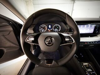 Skoda Octavia COMBI MHEV AMBITION 1.5 TSI 110кВ
