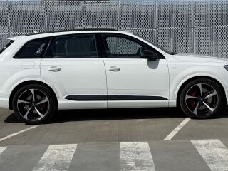 Audi SQ7 4.0 V8 320kW
